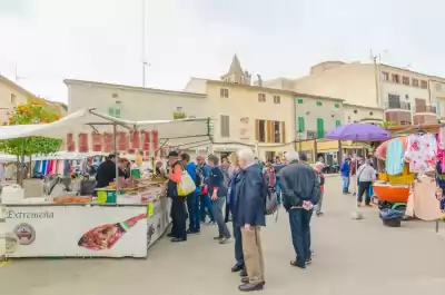 Mercat de Sineu (Wochenmarkt in Sineu)